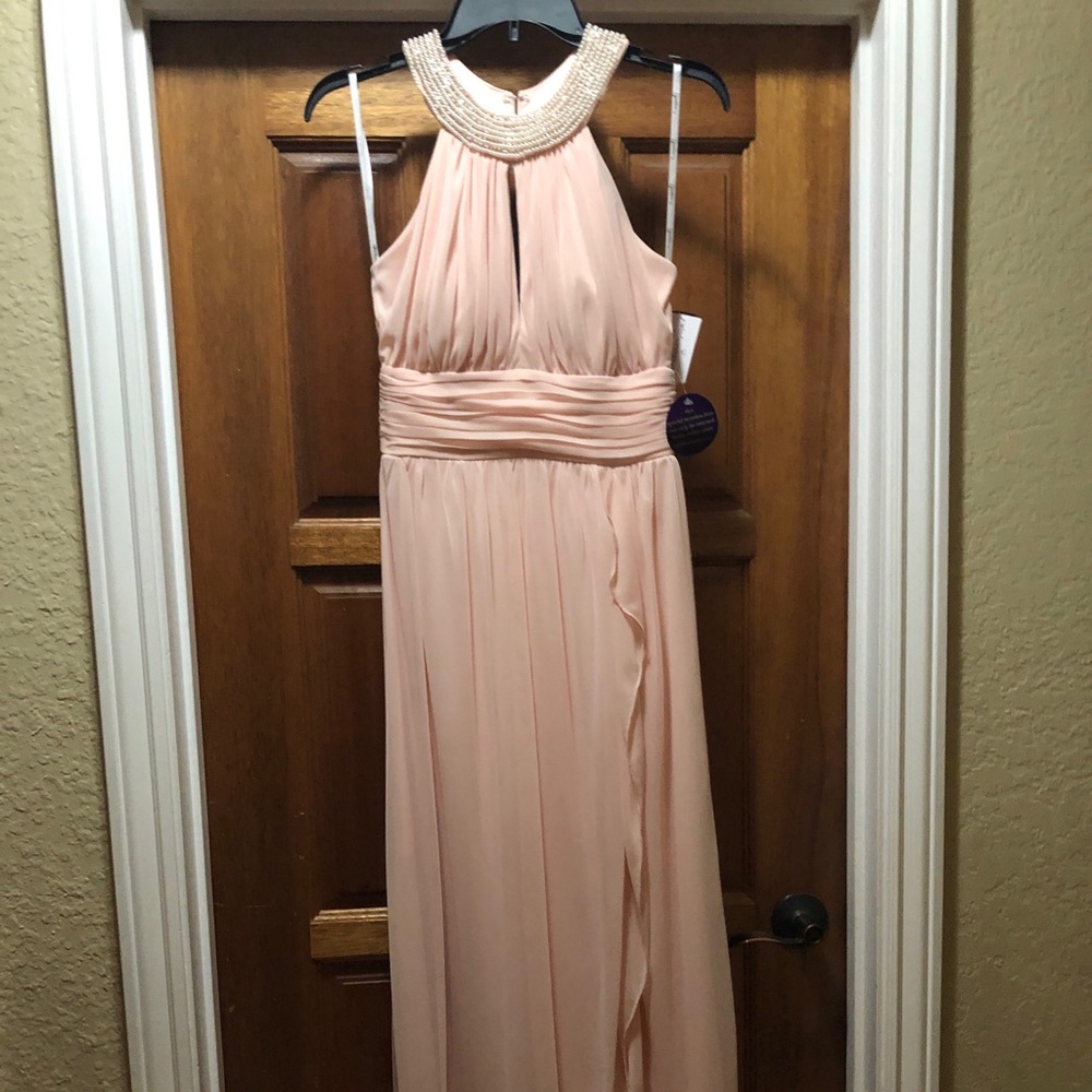 NWT Windsor Long chiffon style prom dress